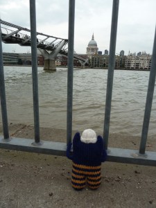 Explorer Beastie on the Millenium Bridge