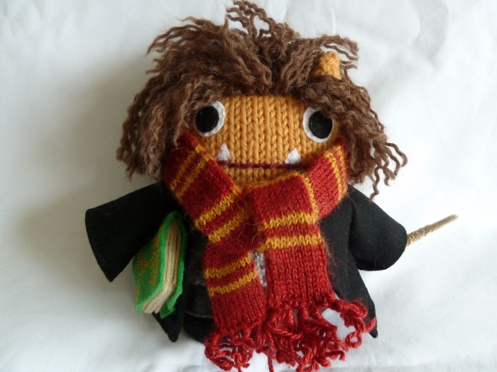 Hermione Beastie, Ready for a new term at Hogwarts! CrawCrafts Beasties