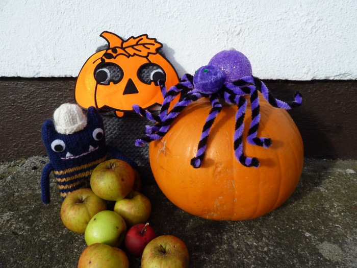 Beasties at Hallowe'en - CrawCrafts Beasties