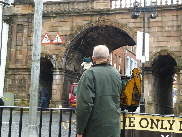 Paddy Takes a Look at the City Walls - H Crawford/CrawCrafts Beasties