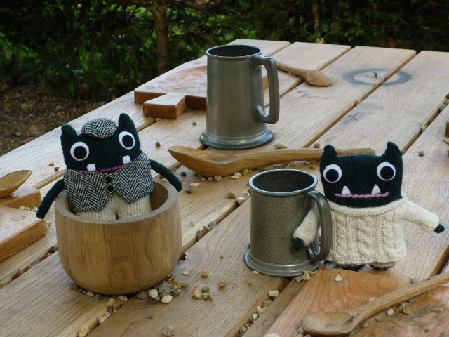 Paddy and Plunkett have a Picnic - H Crawford/CrawCrafts Beasties