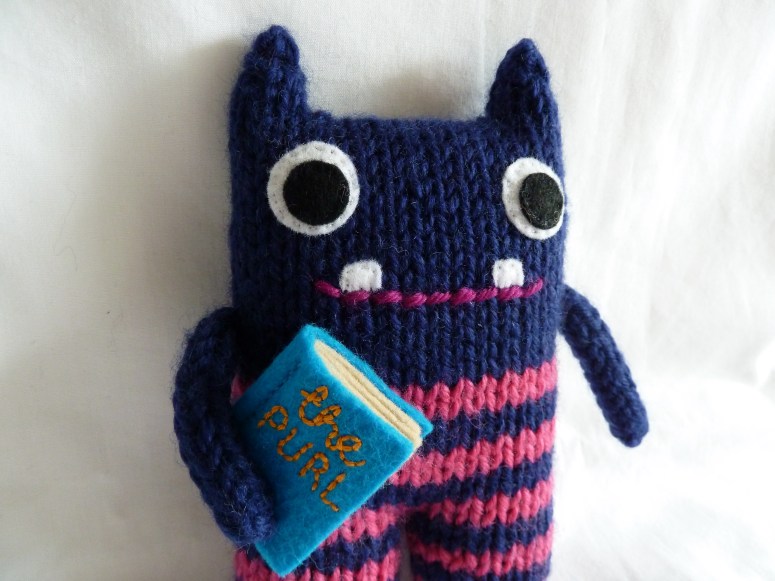 A New Reader Beastie - CrawCrafts Beasties