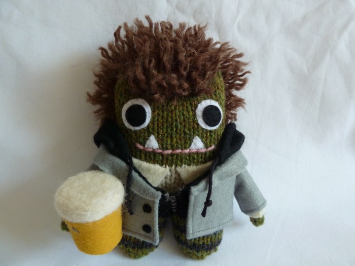 Beer Drinkin' Barcelona Beastie, by CrawCrafts Beasties