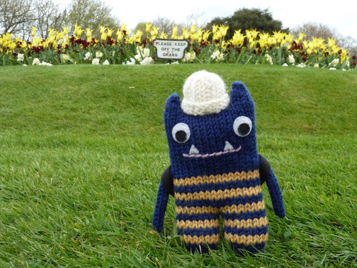 Paws off the Grass! CrawCrafts Beasties