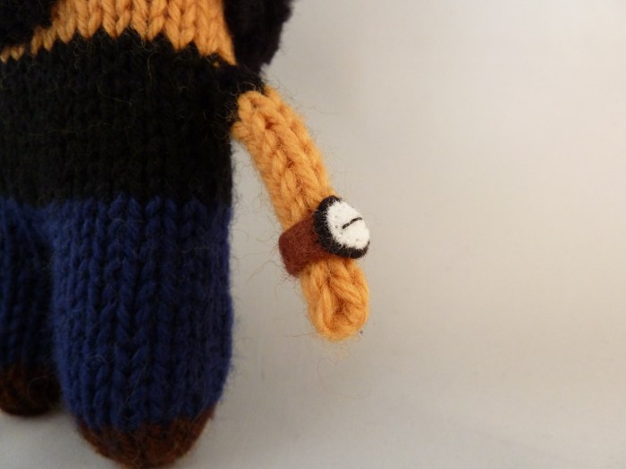 A Beastie-Sized Watch - CrawCrafts Beasties