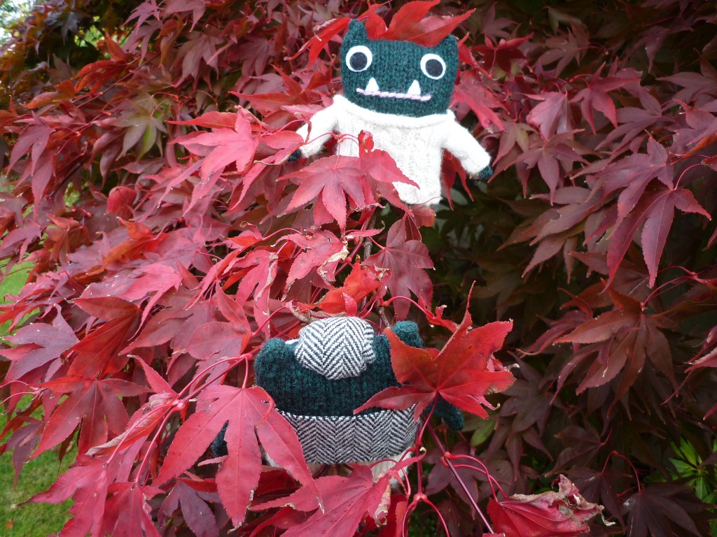 Climbing Down the Tree - H Crawford/CrawCrafts Beasties