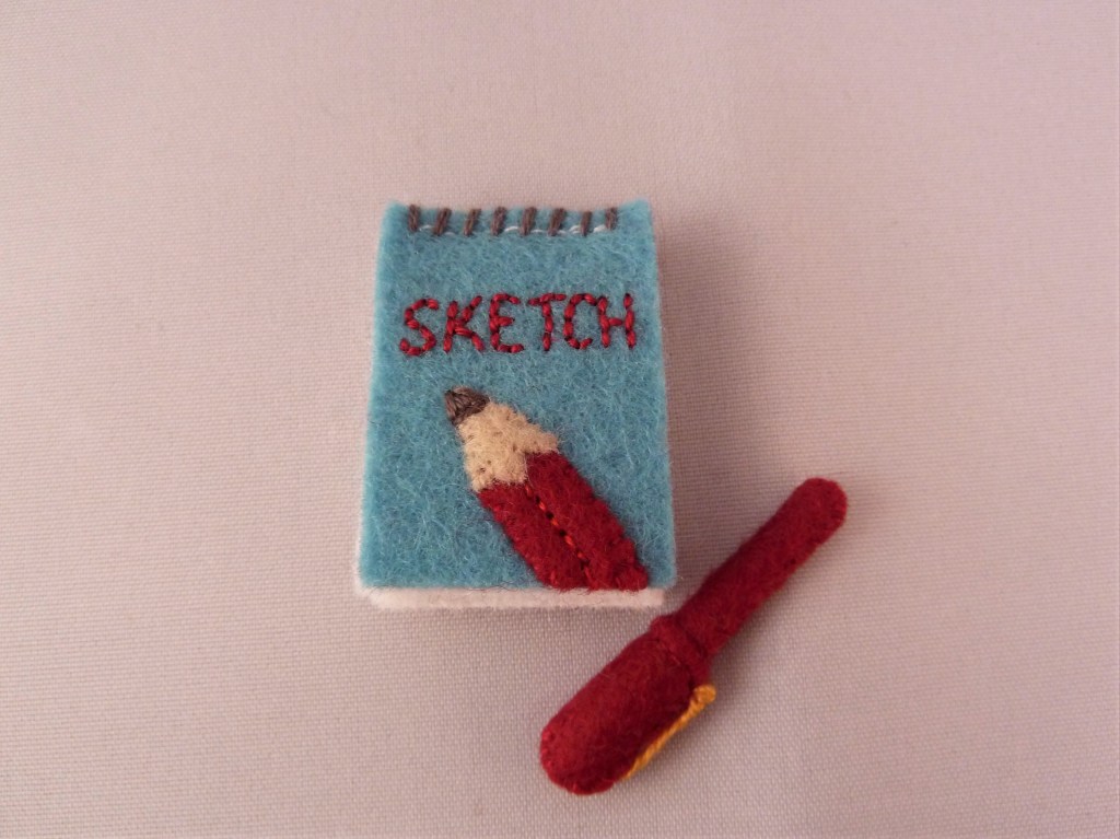 Beastie-Size Sketchbook and Pen - CrawCrafts Beasties