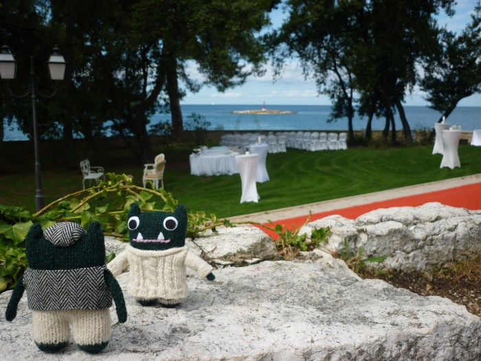 Wedding Crashers - H Crawford/CrawCrafts Beasties