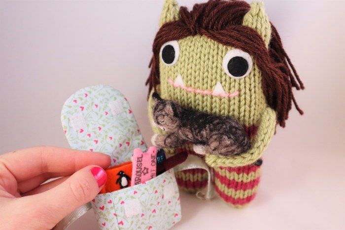 Packing the Beastie Backpack - CrawCrafts Beasties