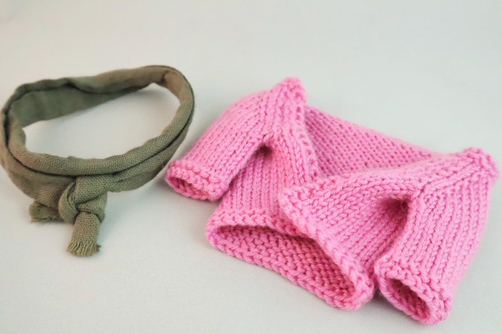 Beastie-Sized Cardi and Scarf - New Work - CrawCrafts Beasties