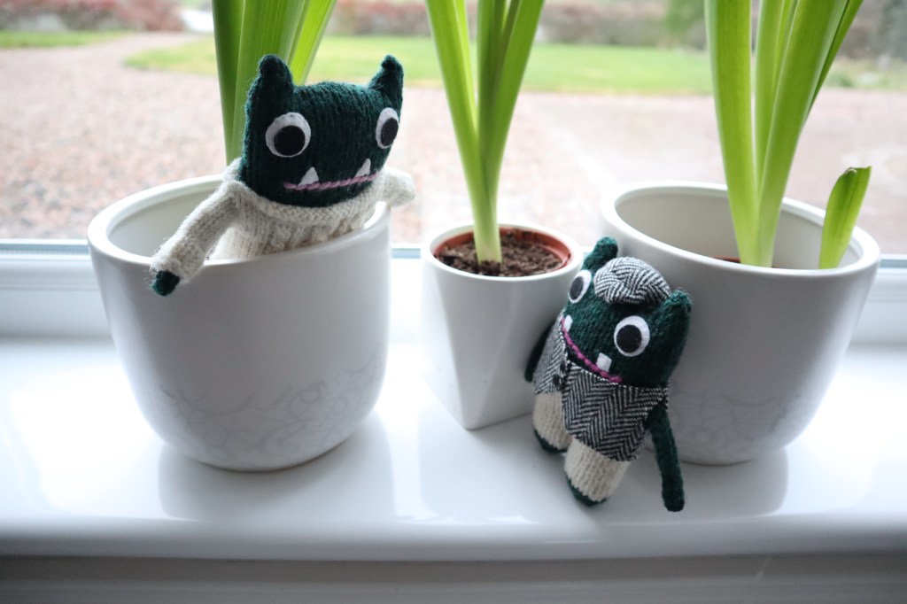 Paddy pops in with an idea - CrawCrafts Beasties