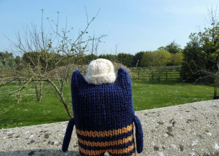 Explorer Beastie and the Echlinville Apples - Easter - CrawCrafts Beasties