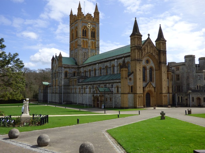 Buckfast Abbey Exterior - B Crawford/CrawCrafts Beasties