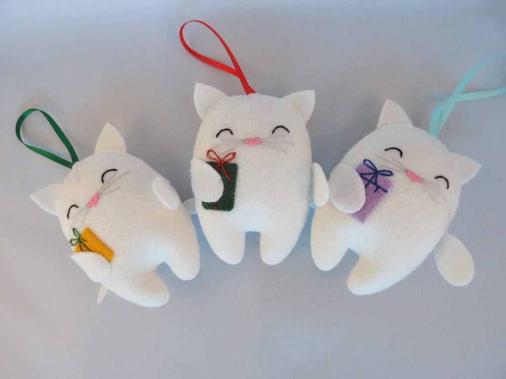 White Cat Tree Ornaments - CrawCrafts Beasties