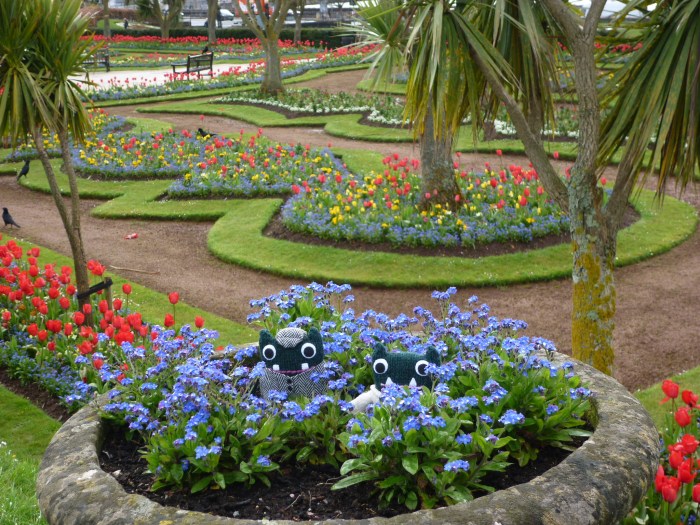 Paddy and Plunkett in Torquay's Greenery - H Crawford/CrawCrafts Beasties