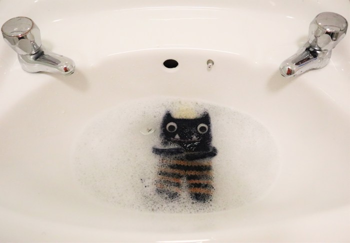 Beastie Bubble Bath - CrawCrafts Beasties