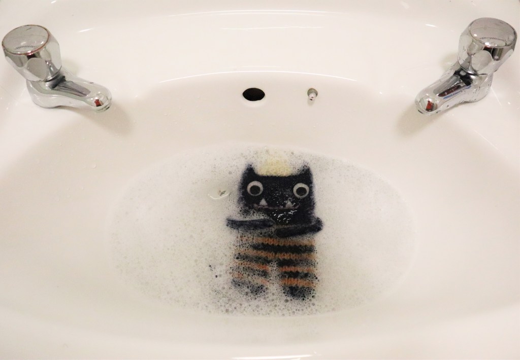 Beastie Bubble Bath - CrawCrafts Beasties