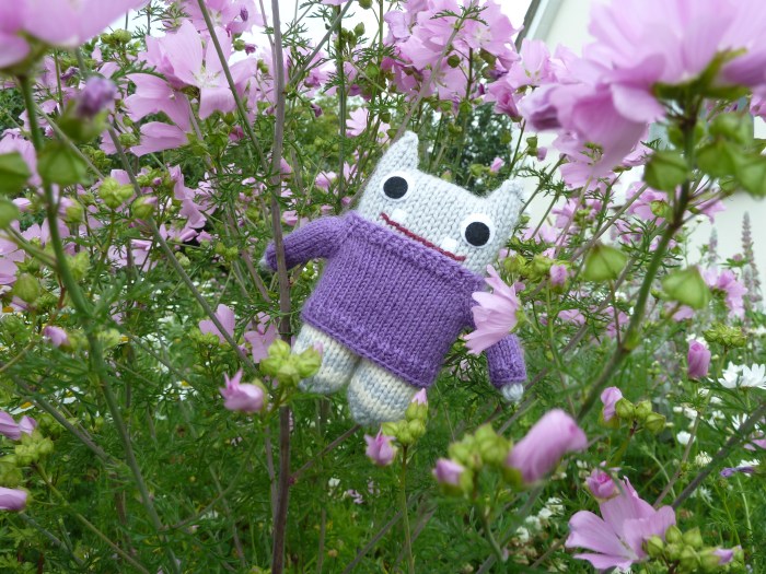 Summer Flowers, Sweater Beastie - CrawCrafts Beasties