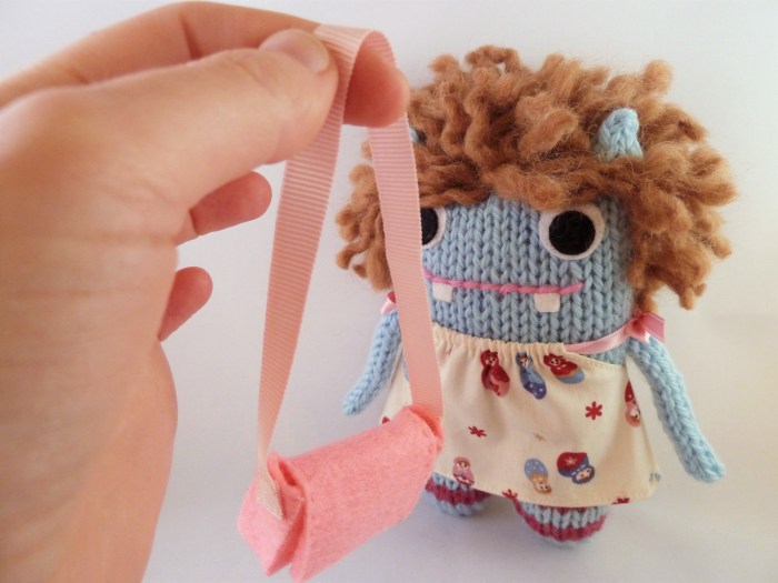 Holly Gets a Bag - CrawCrafts Beasties