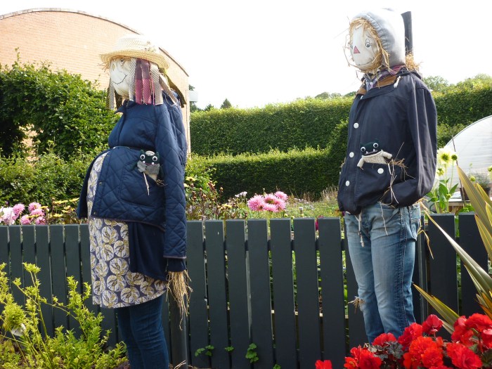 Scarecrow Family at Antrim Castle - H Crawford/CrawCrafts Beasties