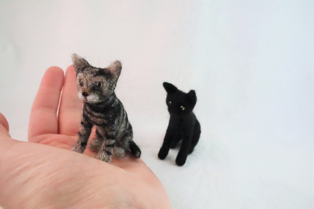 Another Beastie-sized Cat - CrawCrafts Beasties